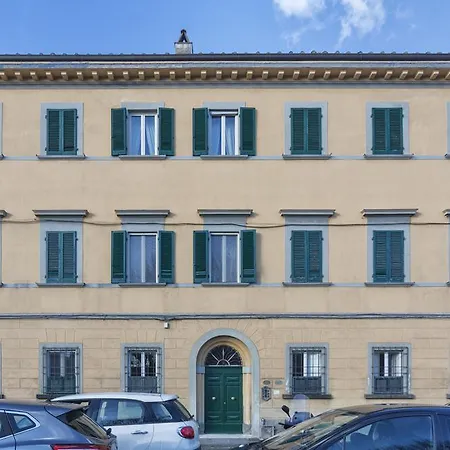 Ester Bed & Breakfast Pisa