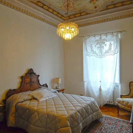 Ester Bed & Breakfast